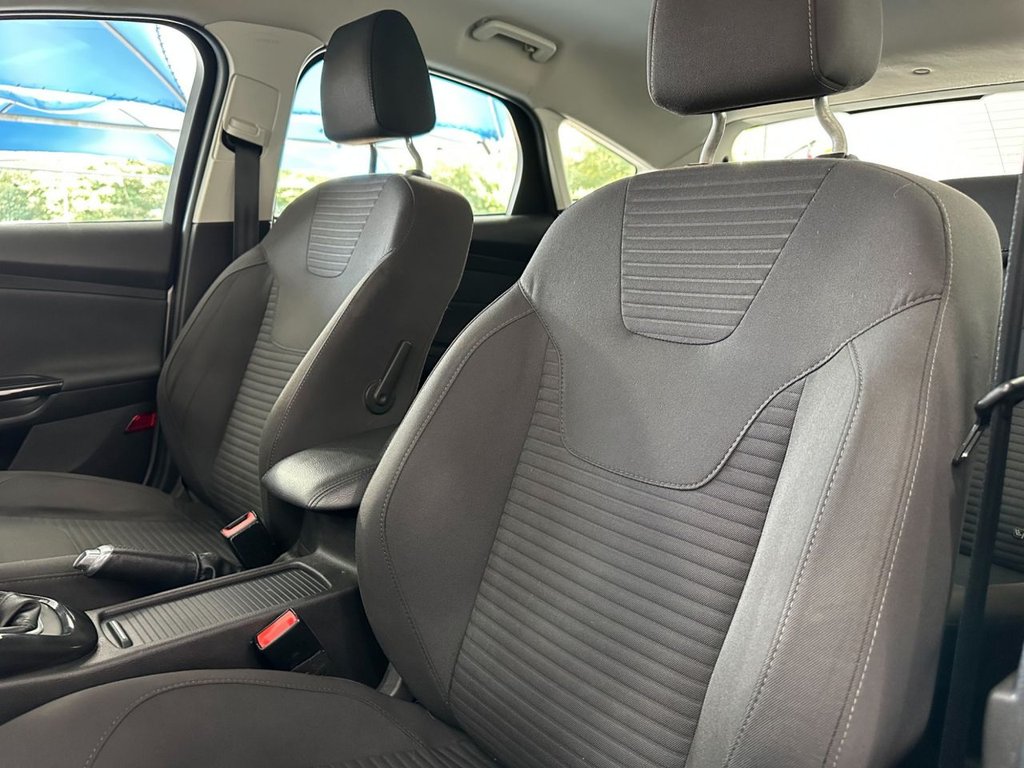 Used Ford Focus 2015 for sale - 76038950: Photo 23