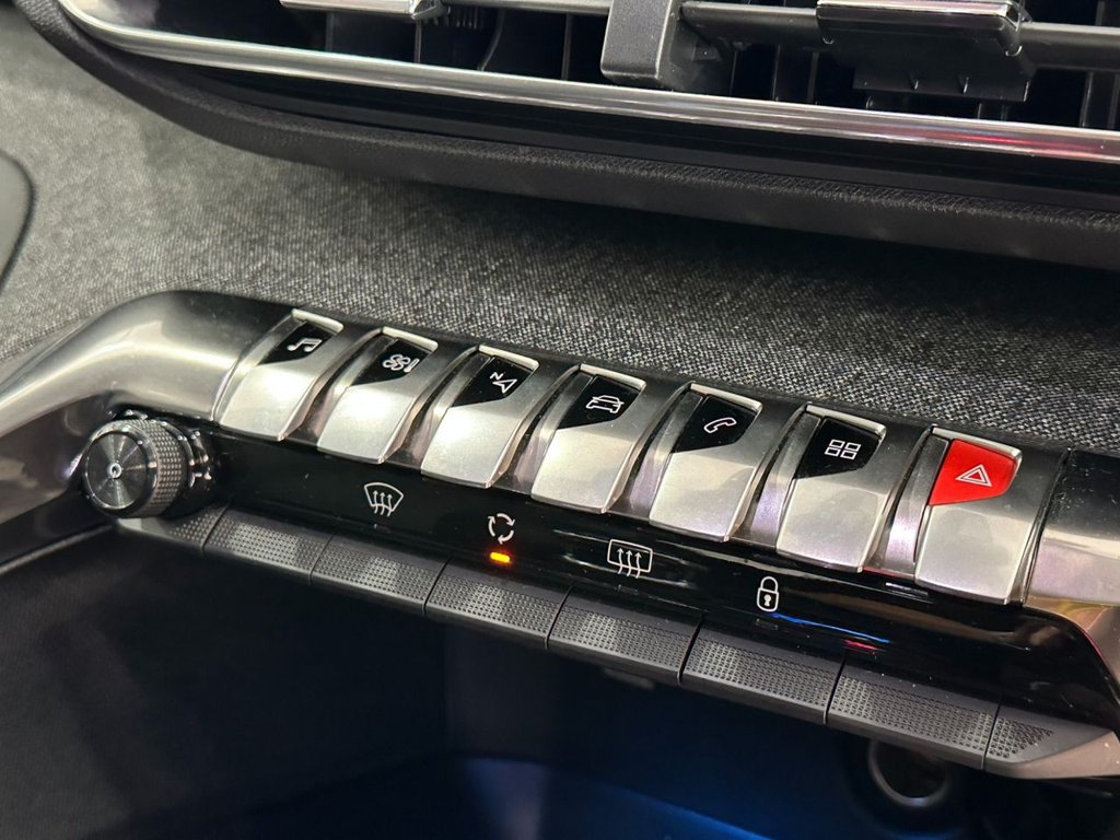 Used Peugeot 3008 2018 for sale - 76147984: Photo 27