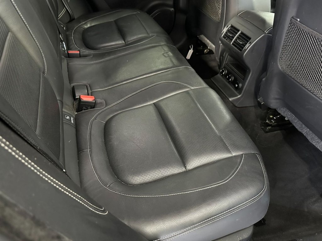 Used Jaguar F-Pace 2019 for sale - 77673619: Photo 17