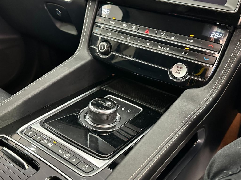 Used Jaguar F-Pace 2019 for sale - 77673619: Photo 26