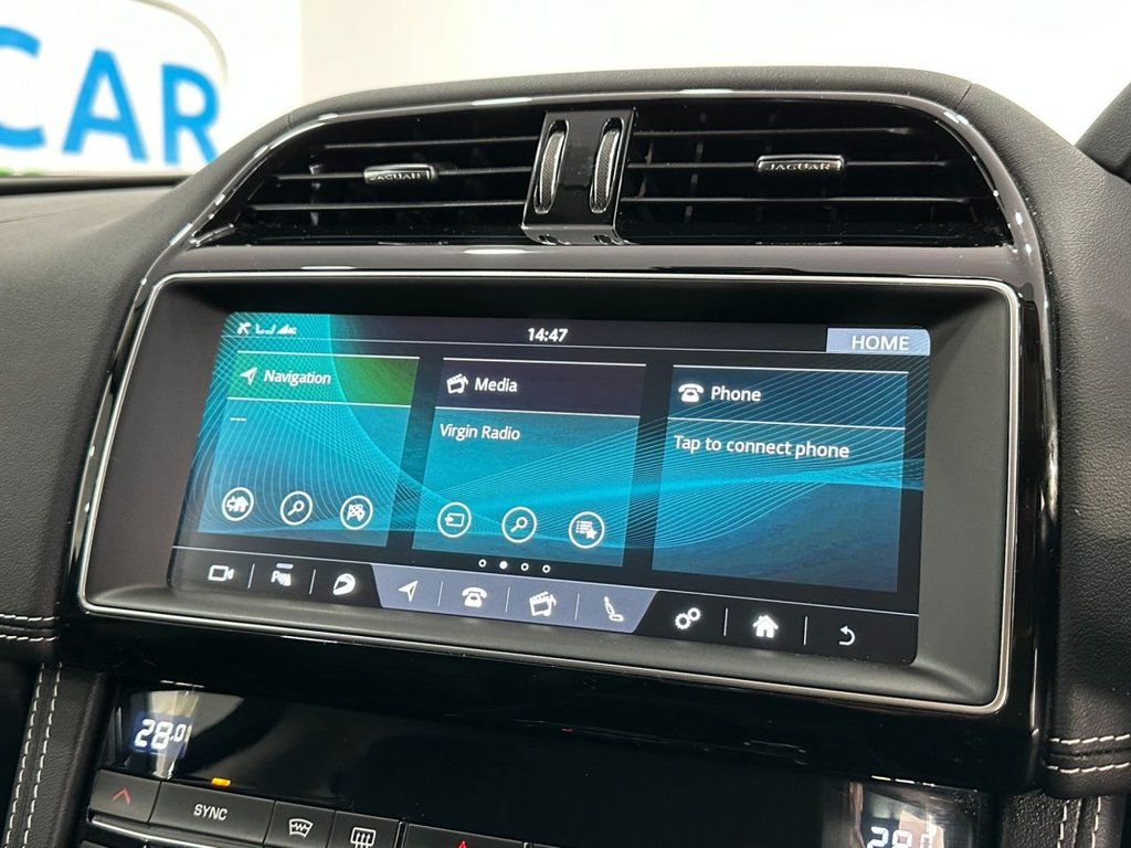 Used Jaguar F-Pace 2019 for sale - 77673619: Photo 28