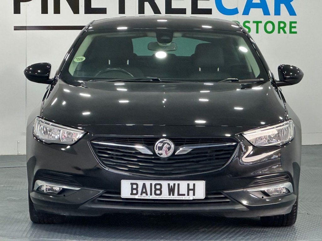 Used Vauxhall Insignia 2018 for sale - 76318736: Photo 2