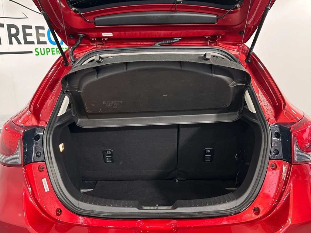 Used Mazda Mazda2 2016 for sale - 76496553: Photo 30