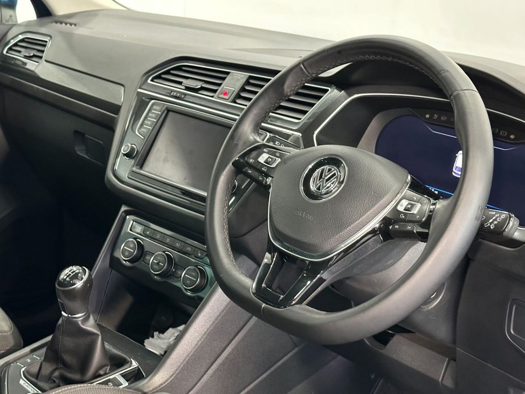 Used Volkswagen Tiguan 2017 for sale - 76148226: Photo 18