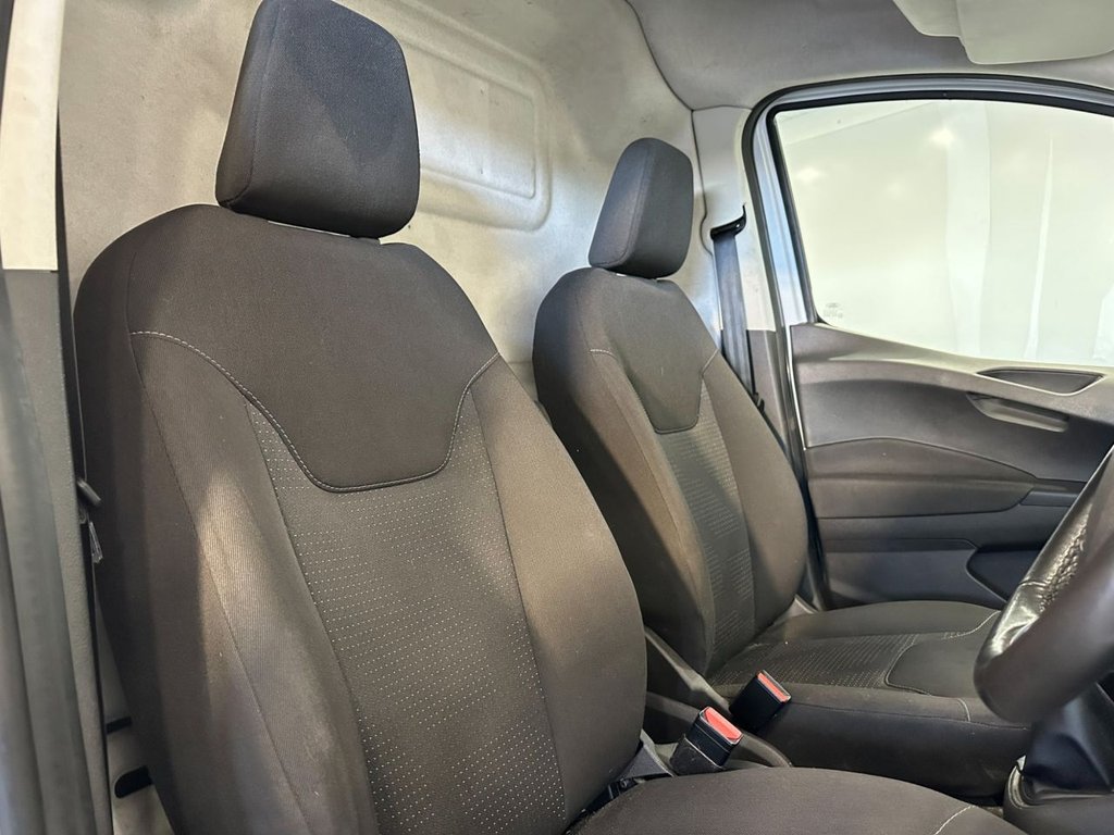 Used Ford Transit Courier 2017 for sale - 77534744: Photo 17