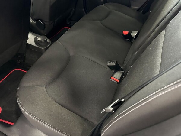 Used Renault Clio 2016 for sale - 76132709: Photo 24