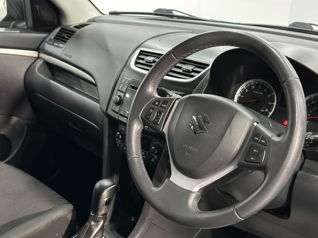 Used Suzuki Swift 2012 for sale - 76356452: Photo 11