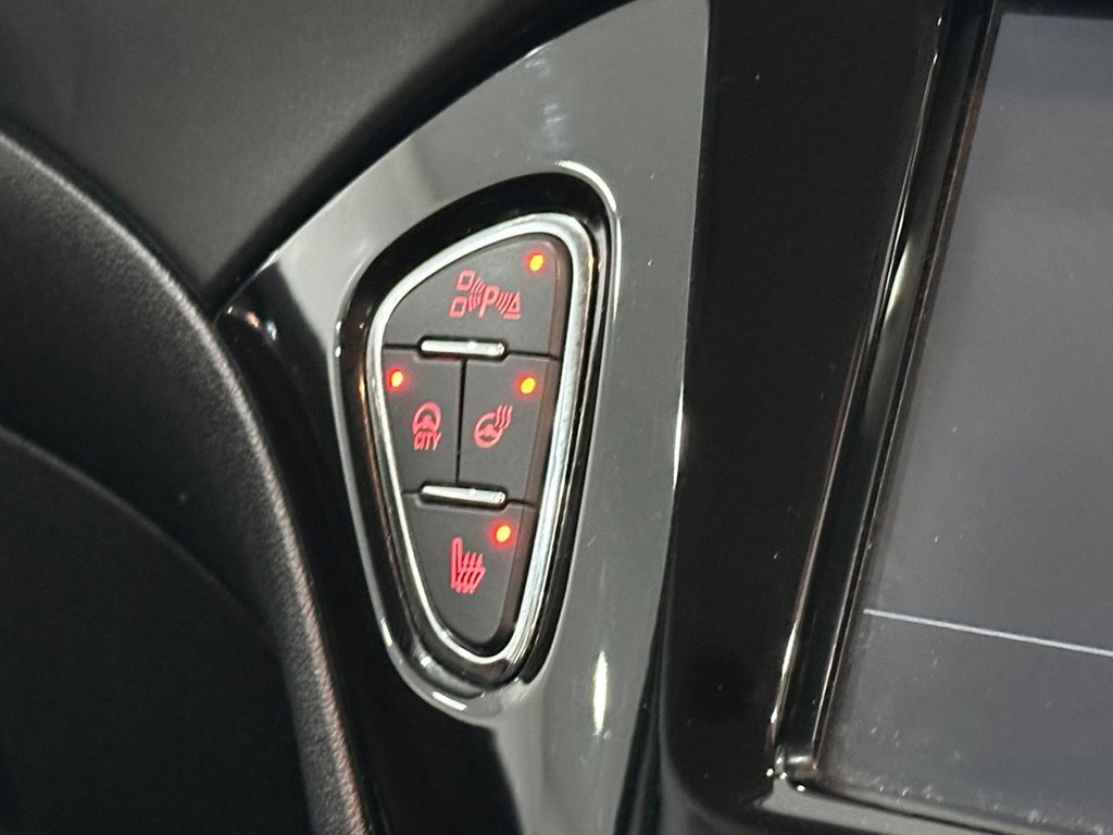 Used Vauxhall Corsa 2016 for sale - 76841232: Photo 22