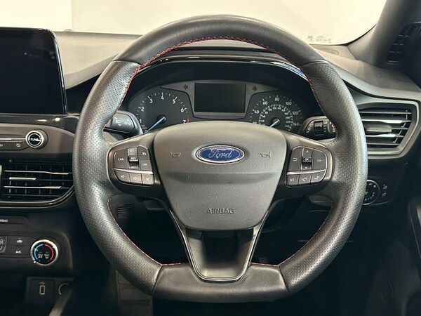 Used Ford Focus 2020 for sale - 76038917: Photo 25