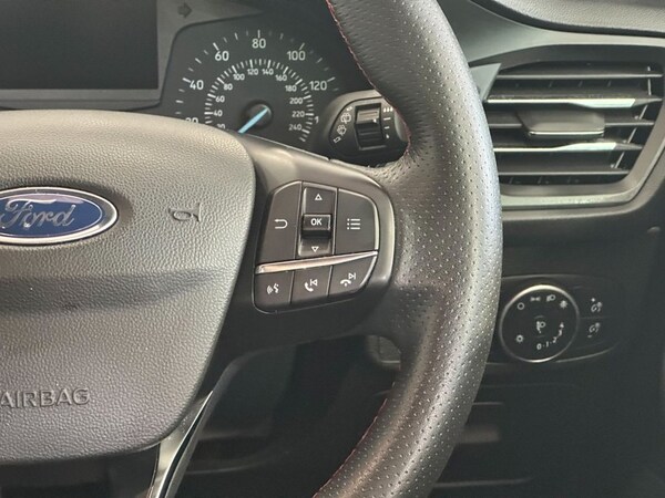 Used Ford Focus 2020 for sale - 76038917: Photo 26