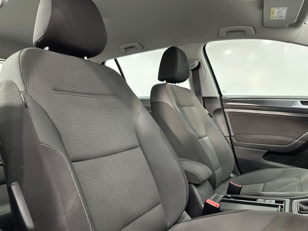 Used Volkswagen Golf 2018 for sale - 76303902: Photo 17