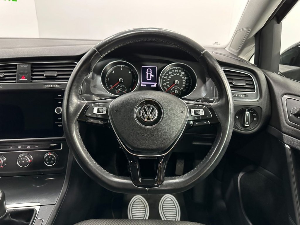 Used Volkswagen Golf 2018 for sale - 76303902: Photo 21