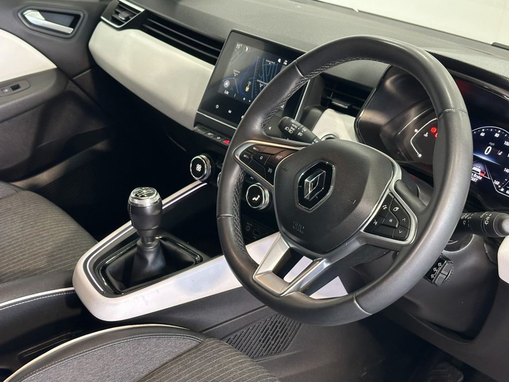 Used Renault Clio 2021 for sale - 76039345: Photo 18