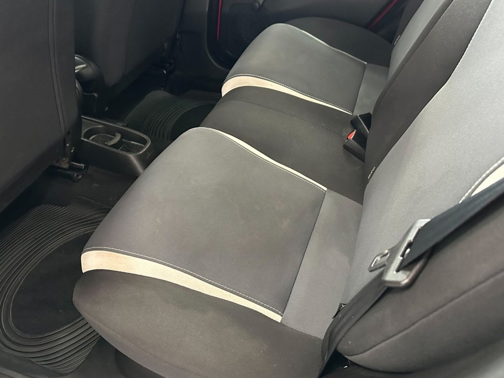 Used Chrysler Ypsilon 2014 for sale - 76345910: Photo 21