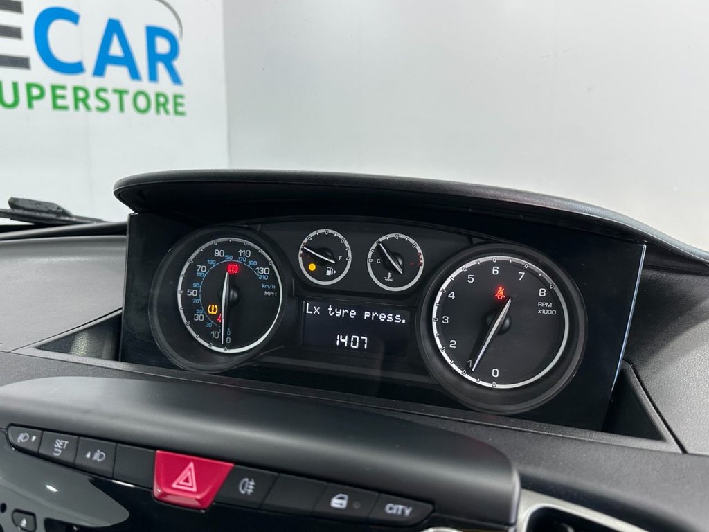 Used Chrysler Ypsilon 2014 for sale - 76345910: Photo 27