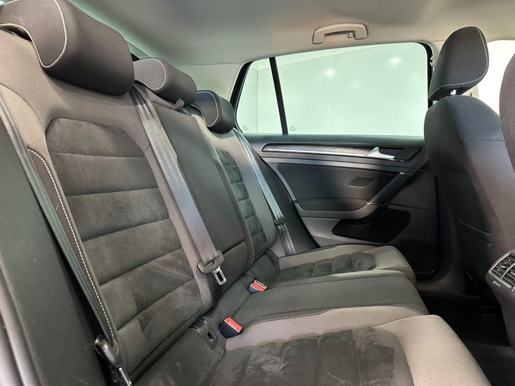 Used Volkswagen Golf 2016 for sale - 76376118: Photo 20