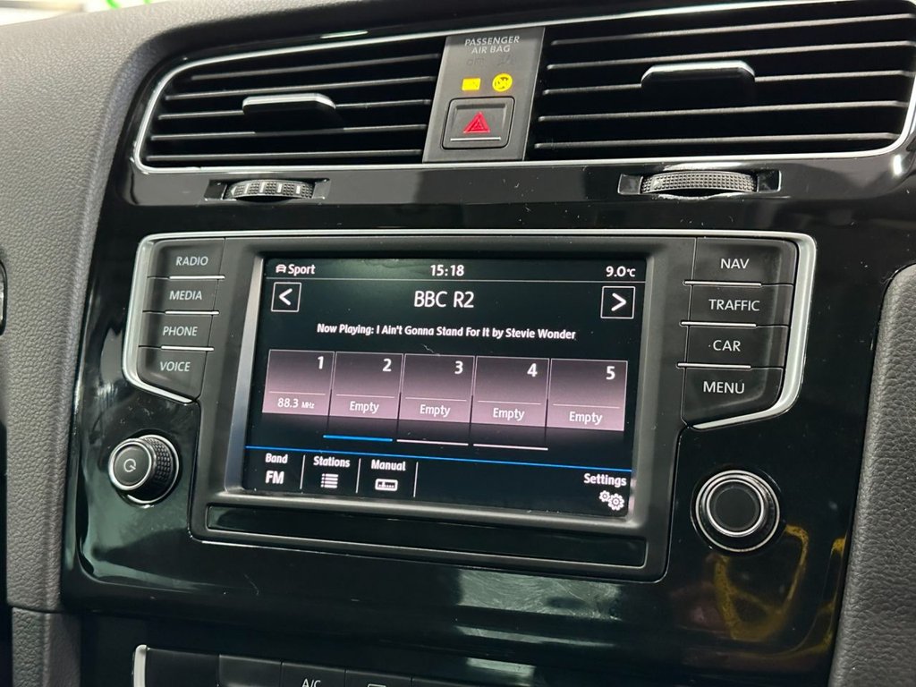 Used Volkswagen Golf 2016 for sale - 76376118: Photo 28