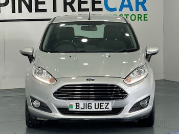 Used Ford Fiesta 2016 for sale - 76040203: Photo