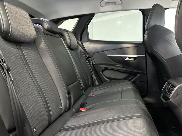 Used Peugeot 3008 2021 for sale - 76154453: Photo 21