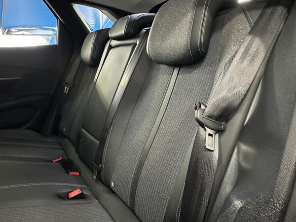 Used Peugeot 3008 2021 for sale - 76154453: Photo 24