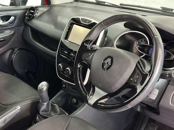Used Renault Clio 2016 for sale - 76039280: Photo 16