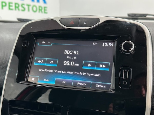 Used Renault Clio 2016 for sale - 76039280: Photo 27