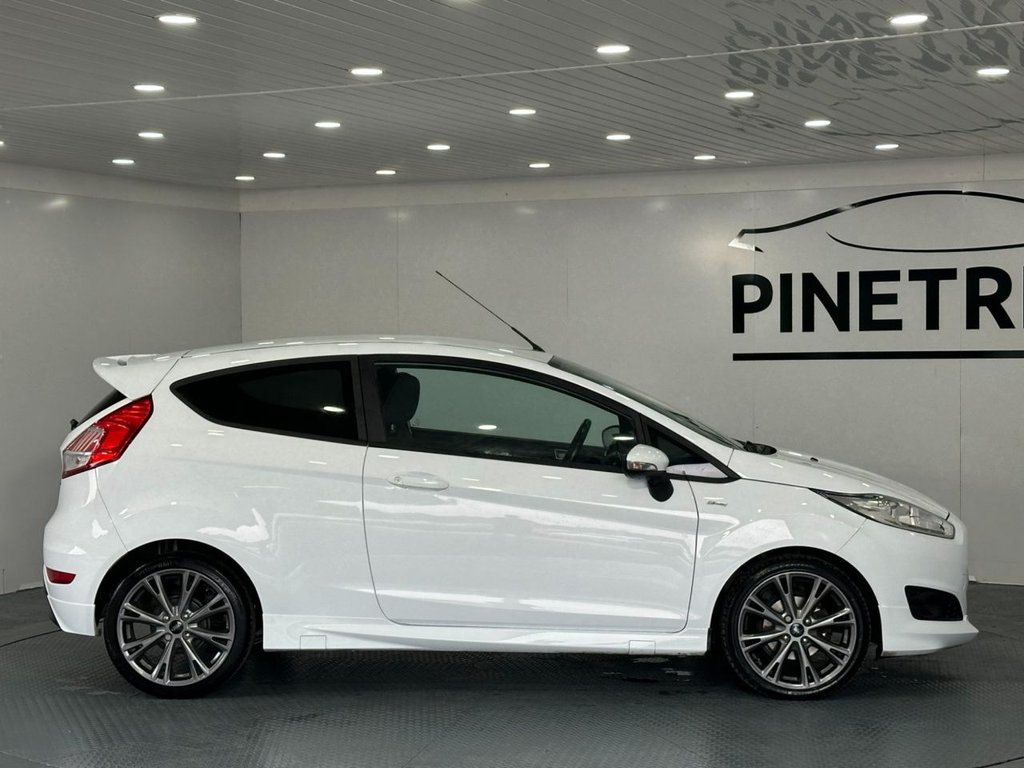 Used Ford Fiesta 2017 for sale - 76395765: Photo 6