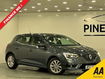 Used Renault Megane 2017 for sale - 77407873: Photo