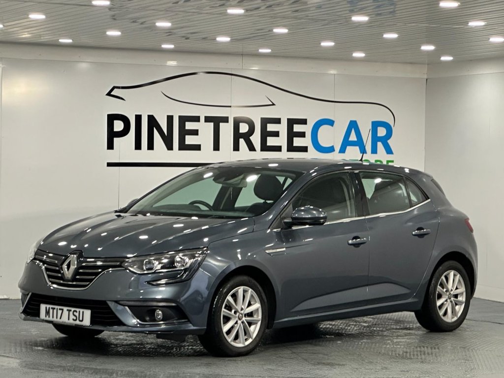Used Renault Megane 2017 for sale - 77407873: Photo 3