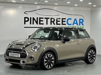 Used MINI Hatch 2019 for sale - 76740576: Photo