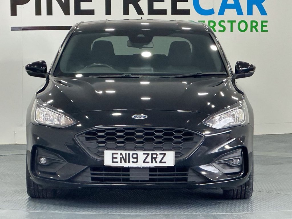 Used Ford Focus 2019 for sale - 76318719: Photo 2