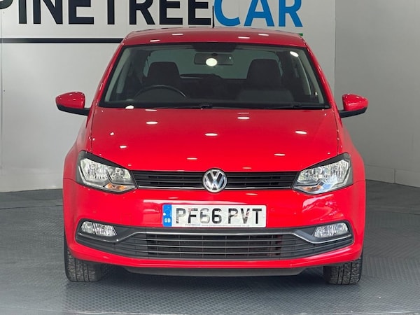 Used Volkswagen Polo 2016 for sale - 76040206: Photo 2