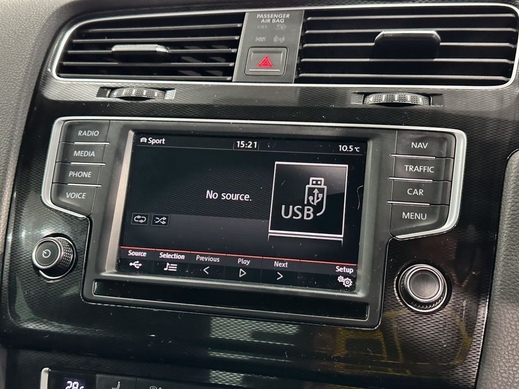 Used Volkswagen Golf 2015 for sale - 76279805: Photo 28