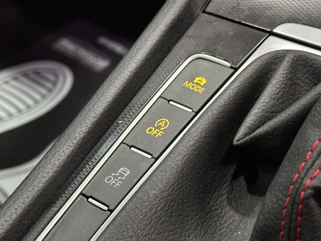 Used Volkswagen Golf 2015 for sale - 76279805: Photo 33