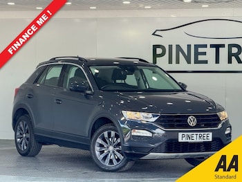 Used Volkswagen T-Roc 2019 for sale - 76039407: Photo