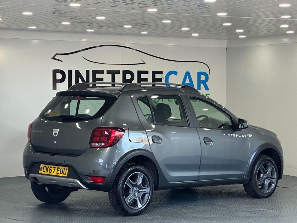 Used Dacia Sandero Stepway 2017 for sale - 76768626: Photo 10