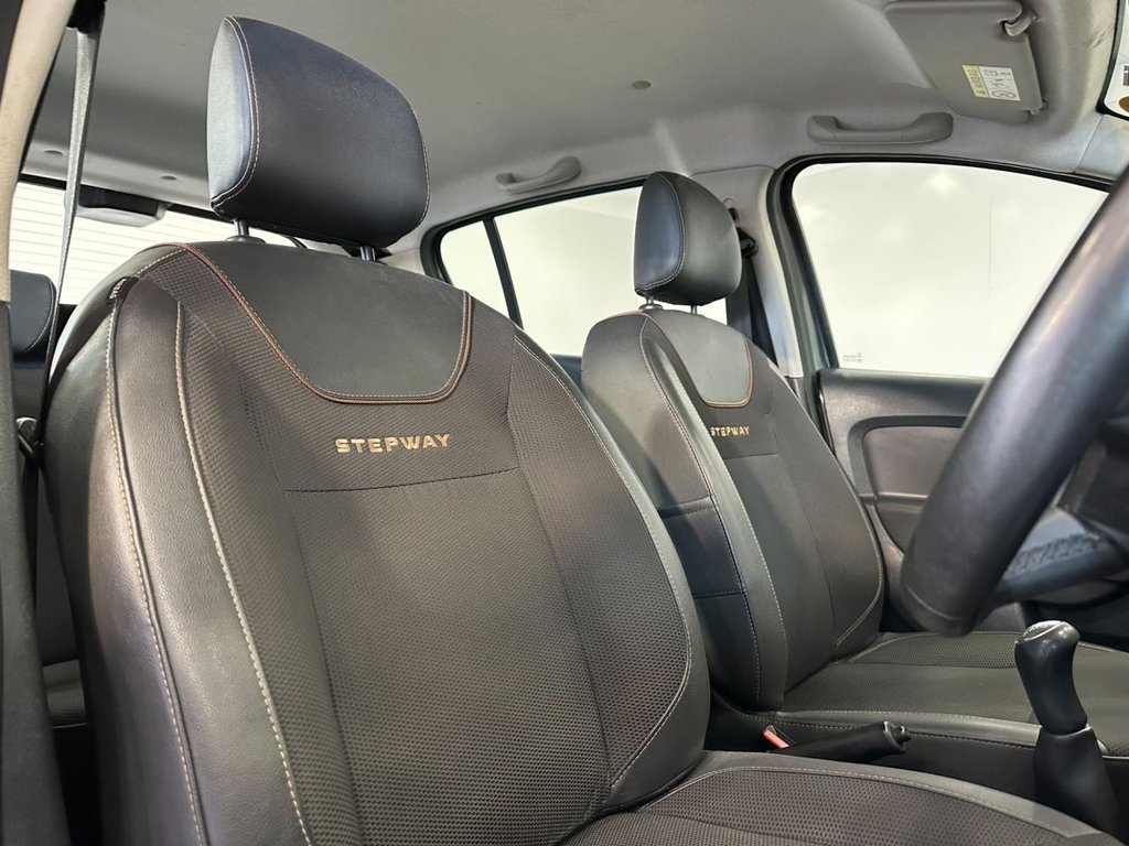 Used Dacia Sandero Stepway 2017 for sale - 76768626: Photo 19