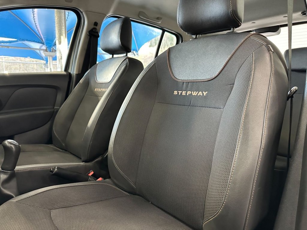 Used Dacia Sandero Stepway 2017 for sale - 76768626: Photo 22
