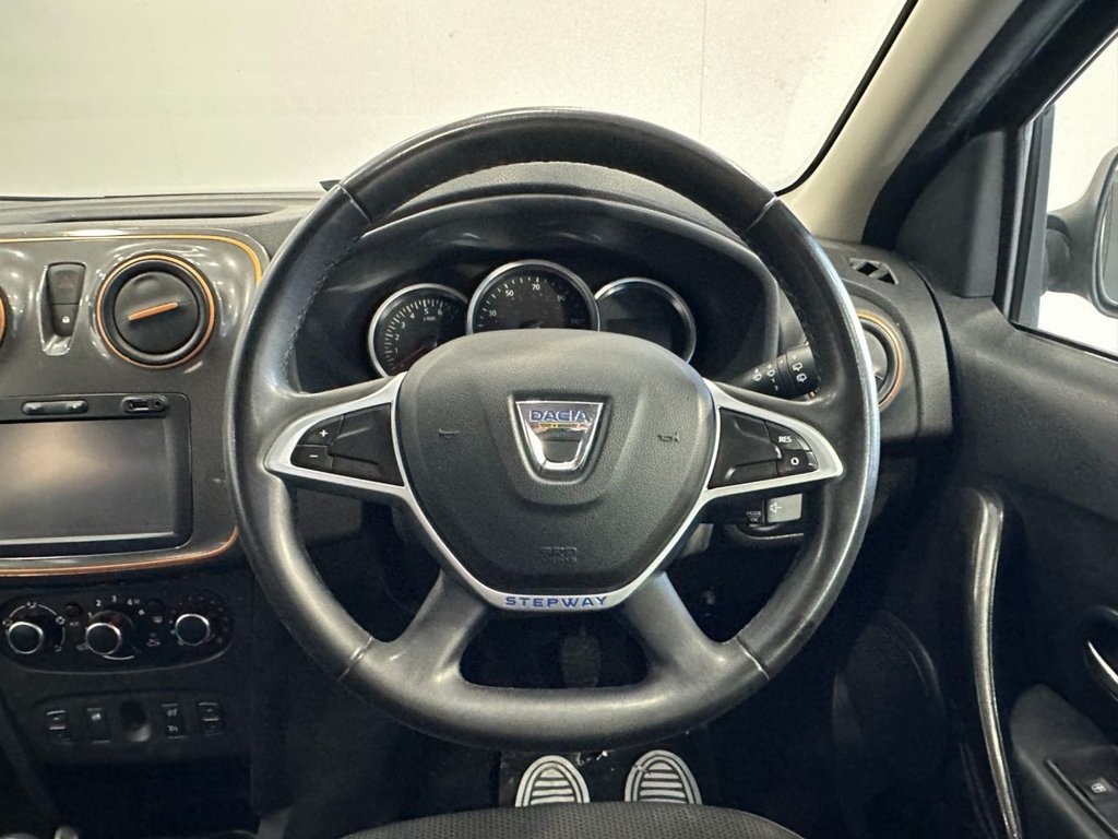 Used Dacia Sandero Stepway 2017 for sale - 76768626: Photo 26