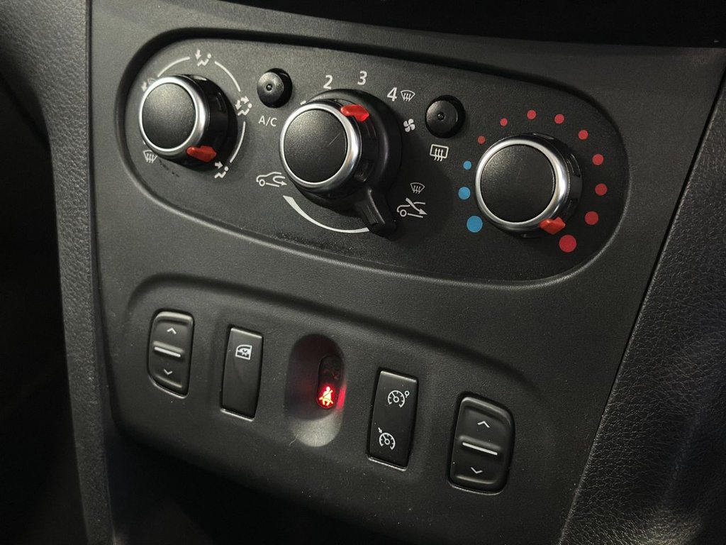 Used Dacia Sandero Stepway 2017 for sale - 76768626: Photo 27