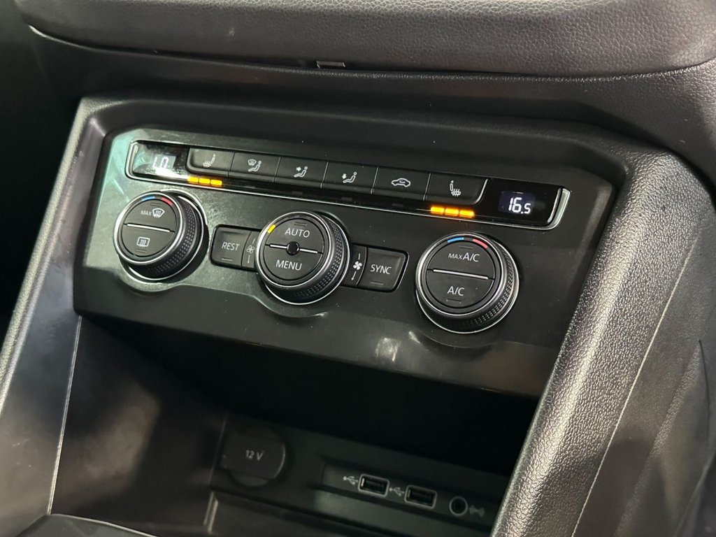 Used Volkswagen Tiguan 2018 for sale - 77313215: Photo 24