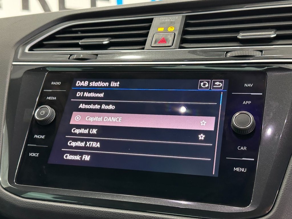 Used Volkswagen Tiguan 2018 for sale - 77313215: Photo 30