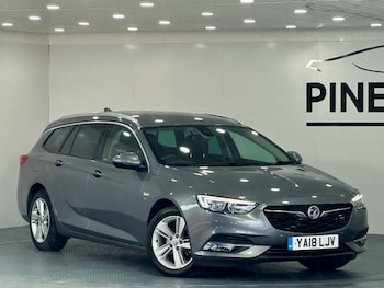Vauxhall - Insignia
