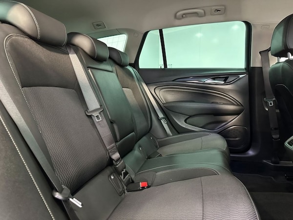 Used Vauxhall Insignia 2018 for sale - 76147955: Photo 21