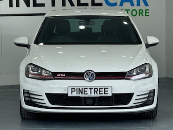 Used Volkswagen Golf 2016 for sale - 75142614: Photo