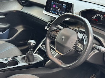 Used Peugeot 208 2020 for sale - 76711105: Photo