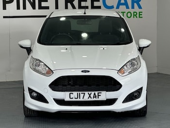 Used Ford Fiesta 2017 for sale - 75585611: Photo
