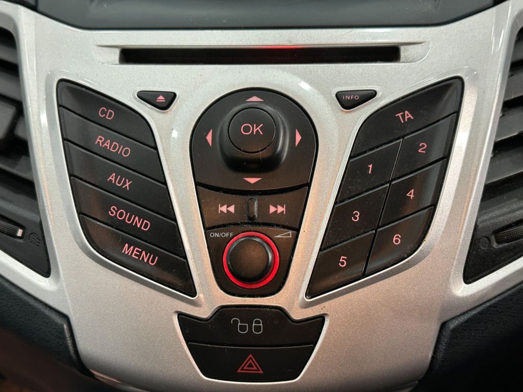 Used Ford Fiesta 2011 for sale - 77121912: Photo 26