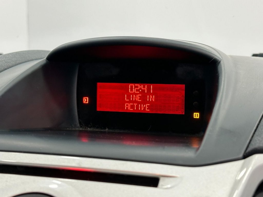 Used Ford Fiesta 2011 for sale - 77121912: Photo 28