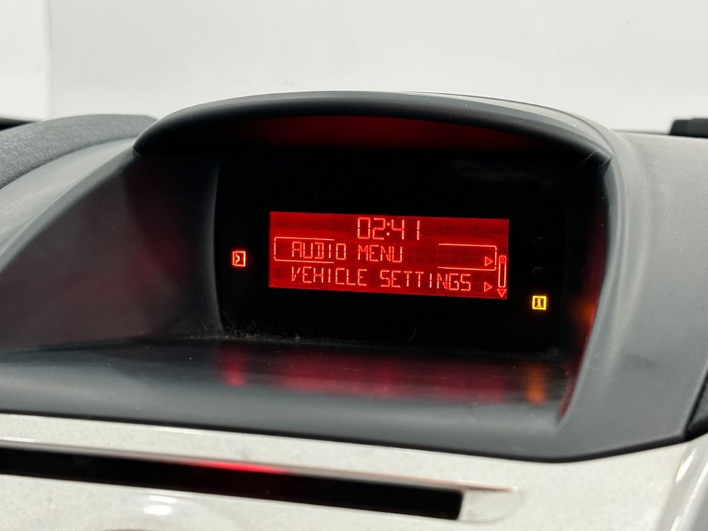 Used Ford Fiesta 2011 for sale - 77121912: Photo 29